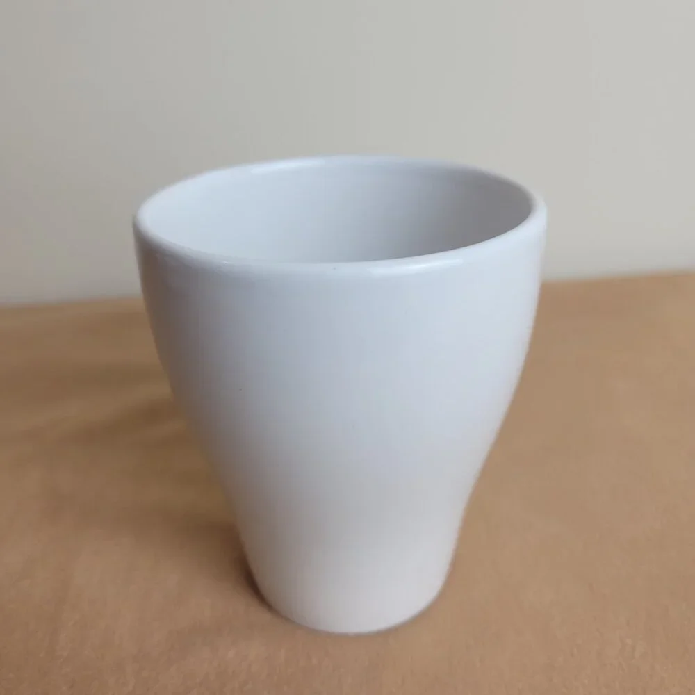 IKEA FÄRGRIK Mug White 8oz Retro Stackable Nesting Tapered Stoneware cup coffee.